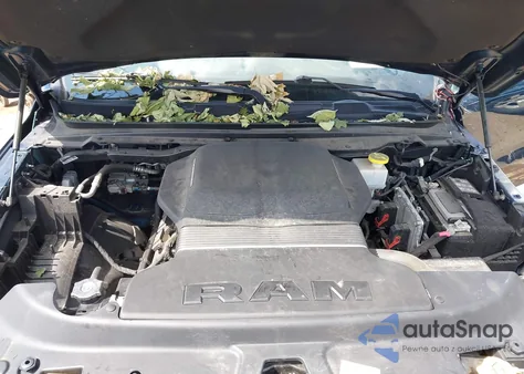 2022 Ram 1500 Laramie 4X4 5'7 Box из США, поврежденный, VIN 1C6SRFJT6NN290658